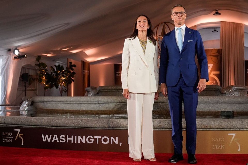 Ο Φινλανδός πρόεδρος Αλεξάντερ Στουμπ και η σύζυγός του Σουζάν Ινές Στουμπ