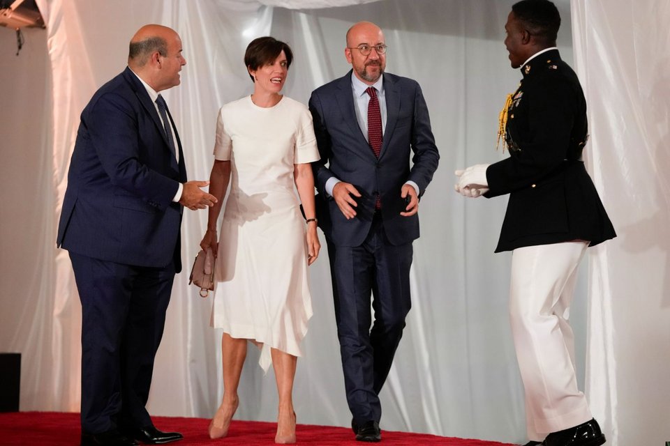 Ο Σαρλ Μισέλ με τη σύζυγό του Amélie Derbaudrenghien Michel