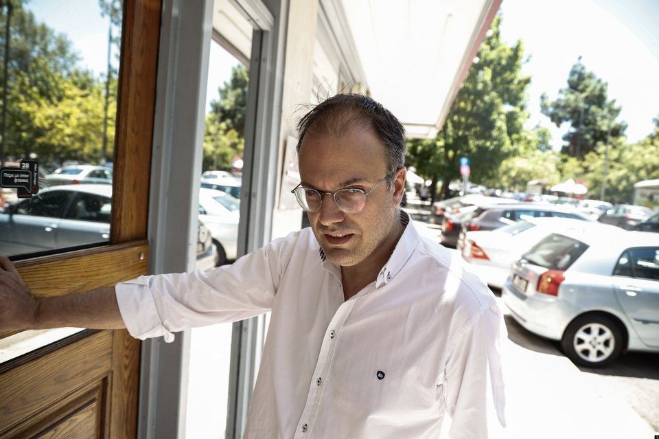 Ο Θανάσης Θεοχαρόπουλος