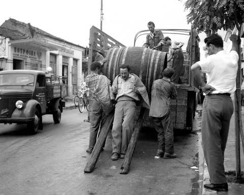 Τάκης Τλούπας – Χαμάληδες στη Λάρισα 1950