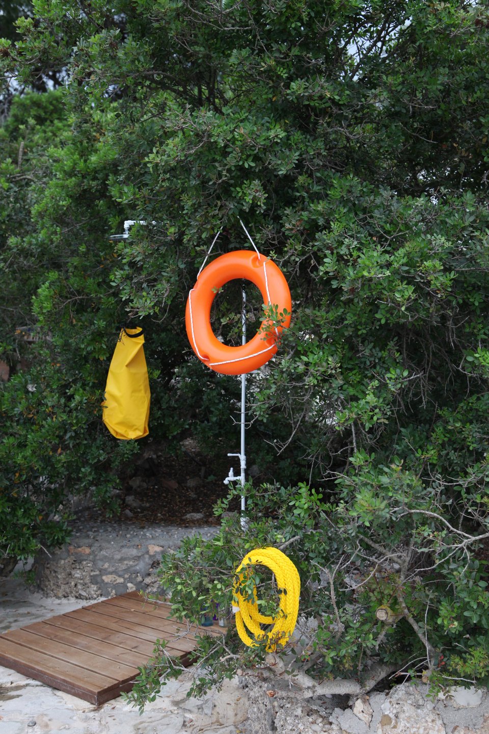 Μια ναυτική γωνιά στην παραλία / Φωτογραφία: Courtesy of George Carabellas