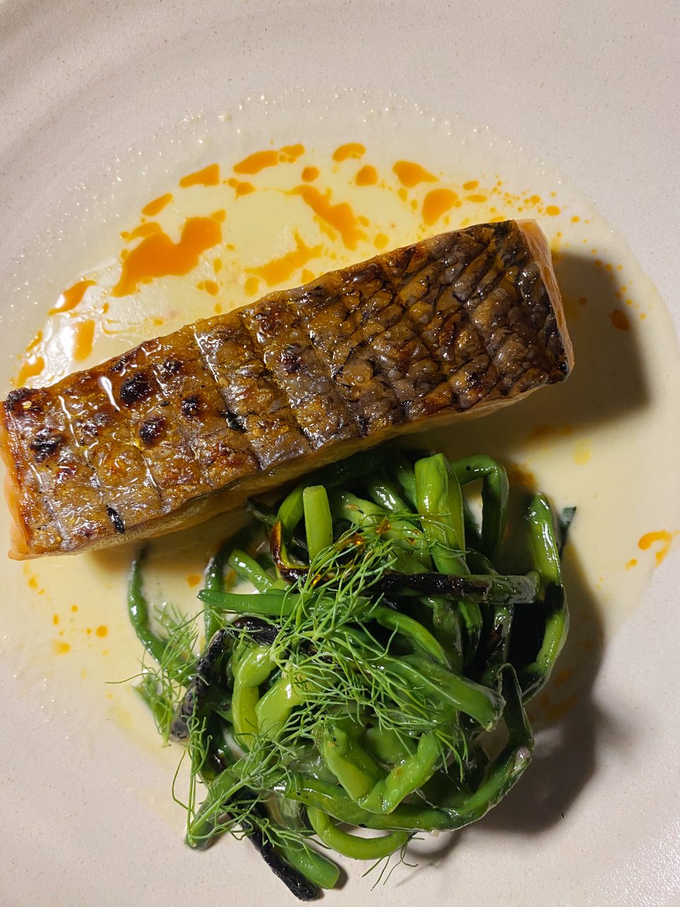 Σολομός με αμπελοφάσουλα  / Φωτογραφία: Μάνος Λειβαδάρος/iefimerida