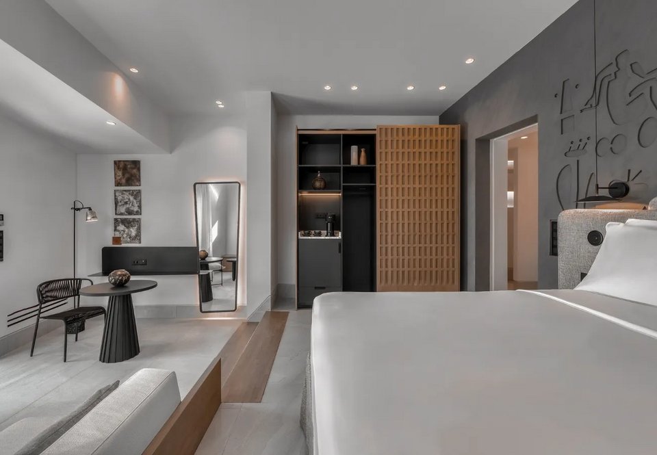 Εσωτερικό από σουίτα του Domes Novos Santorini. 