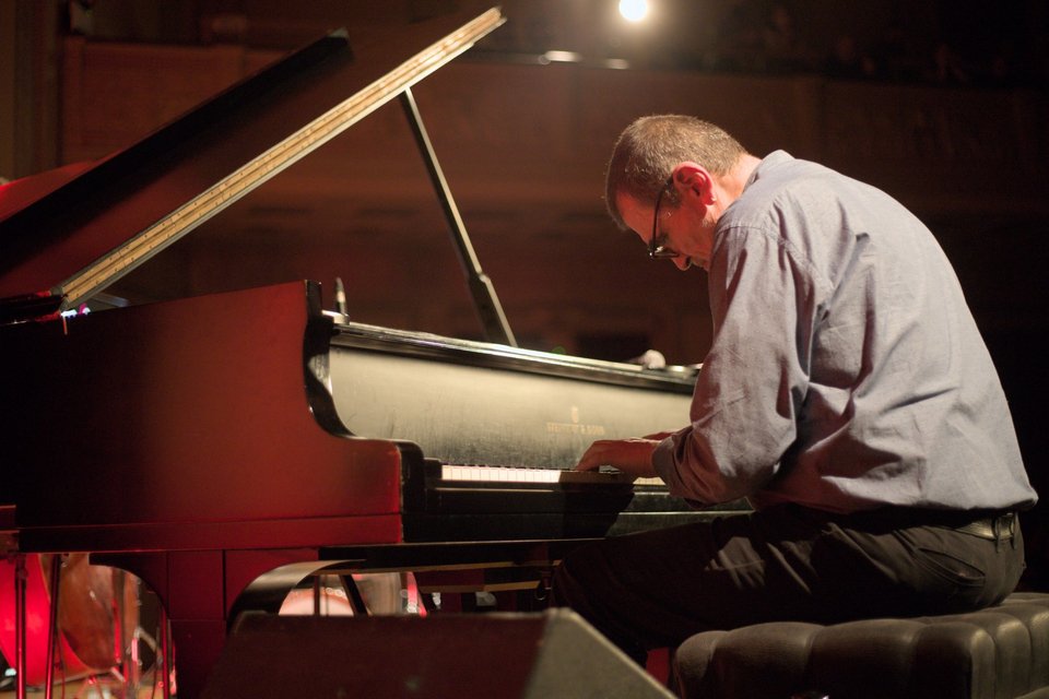 Γιώργος Κοντραφούρης – Πιάνο, Hammond Organ