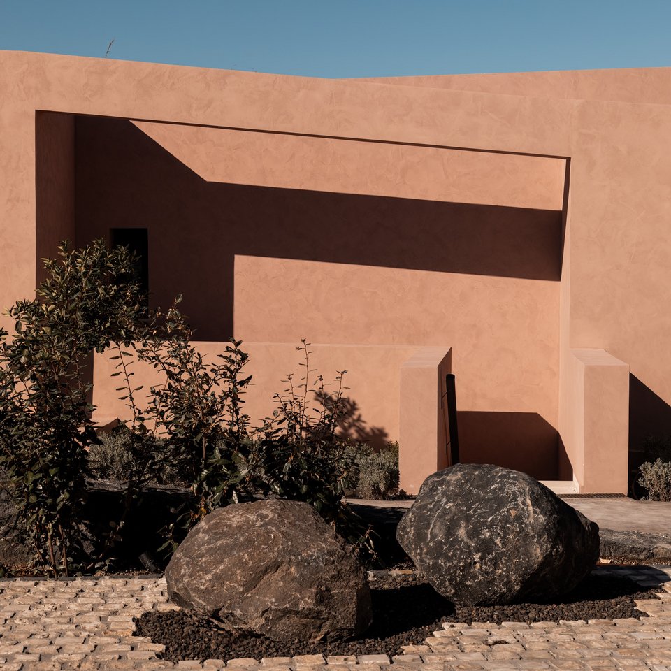 Ηφαιστειακά πετρώματα δεσπόζουν σε κάθε γωνιά. 