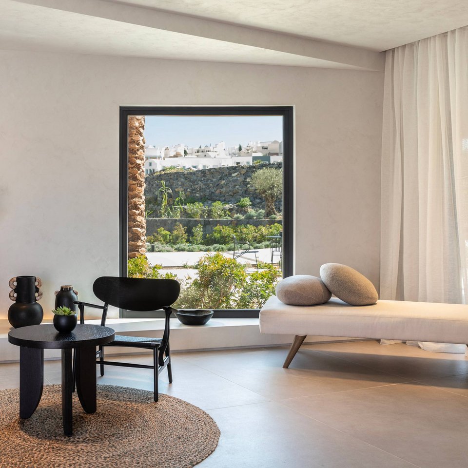 Το παράθυρο μιας σουίτας λειτουργεί σαν ζωντανός καμβάς. 