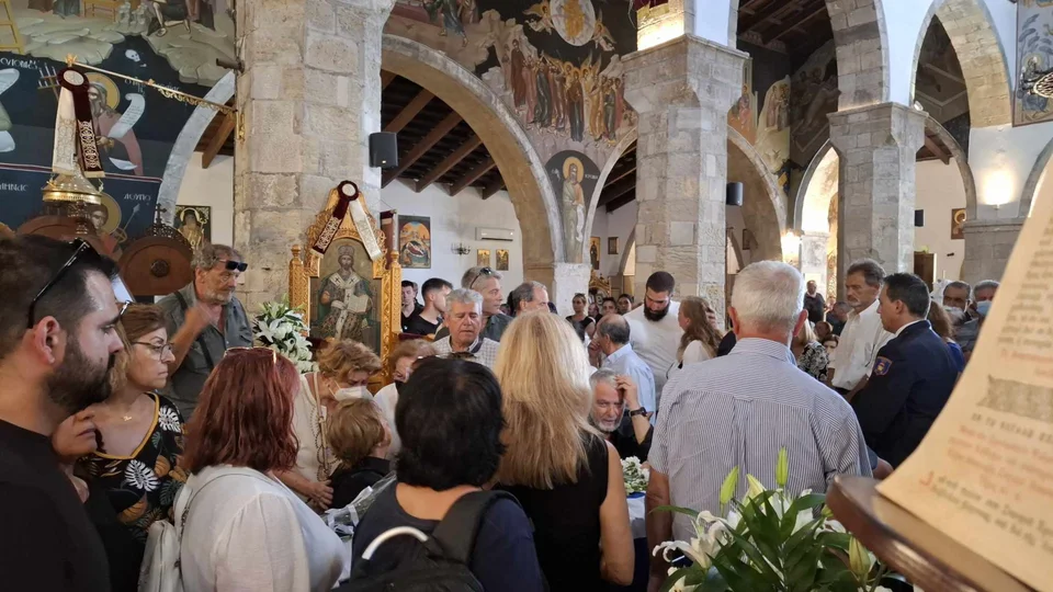 kideia xristakis krhth.jpg