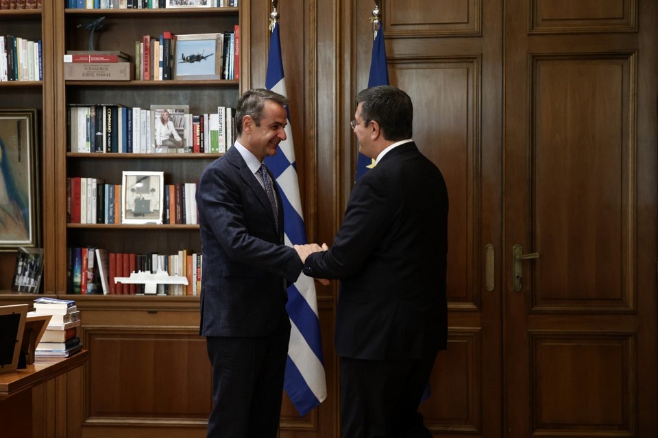 Ο Κυριάκος Μητσοτάκης με τον Απόστολο Τζιτζικώστα / Φωτογραφία: Dimitris Kapantais / SOOC