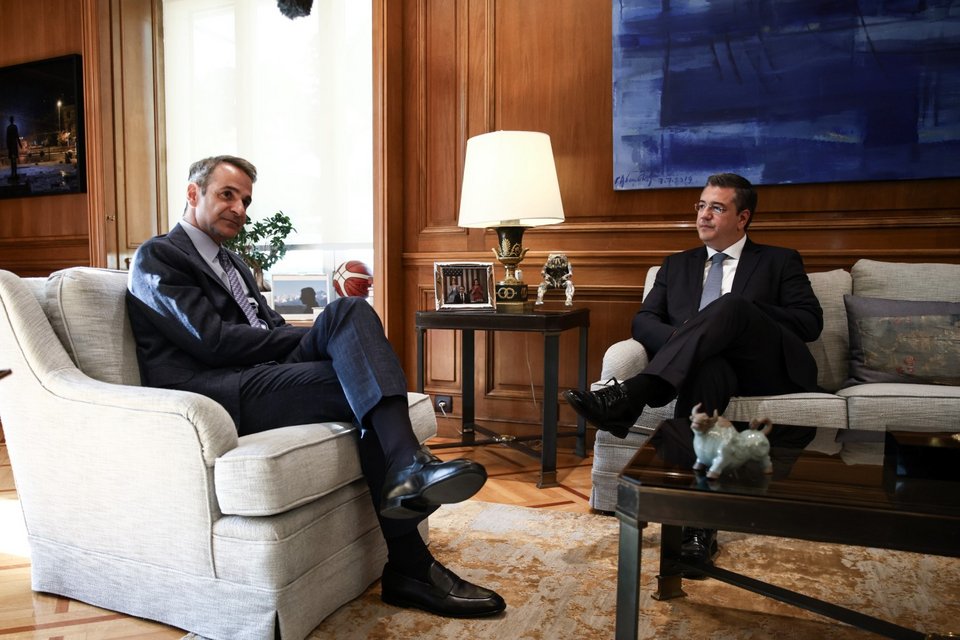 Ο Κυριάκος Μητσοτάκης με τον Απόστολο Τζιτζικώστα / Φωτογραφία: Dimitris Kapantais / SOOC