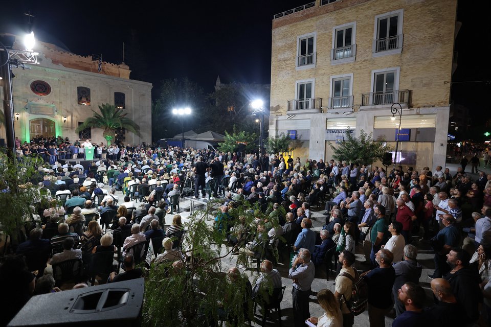 Στιγμιότυπο από την ομιλία Ανδρουλάκη στο Ηράκλειο Κρήτης