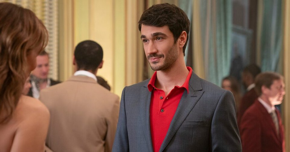 Ο Γιουτζένιο Φραντσεσκίνι ως Μαρσέλο στο «Emily In Paris»