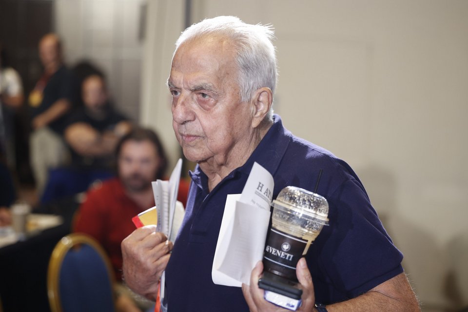 Αλέκος Φλαμπουράρης