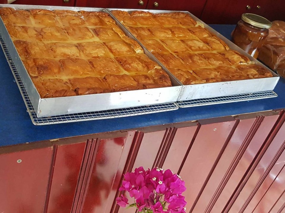 βιολογικά γλυκά Σαμοθράκη ζαχαροπλαστείο