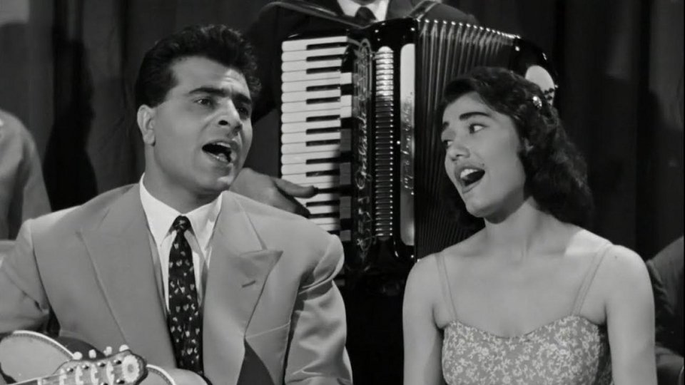 Με τον Στέλιο Καζαντζίδη ήταν μαζί 10 χρόνια.