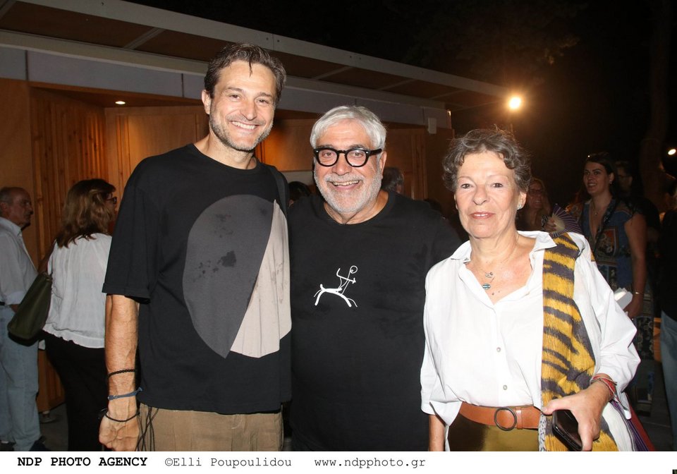 Γιώργος Καραμίχος-Δημήτρης Πιατάς με τη σύζυγό του, Λέλα