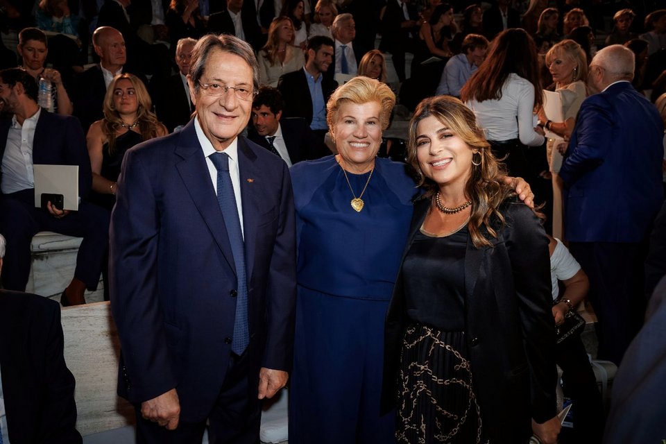 Νίκος και Άντρη Αναστασιάδη, Αθανασία Μαρινάκη