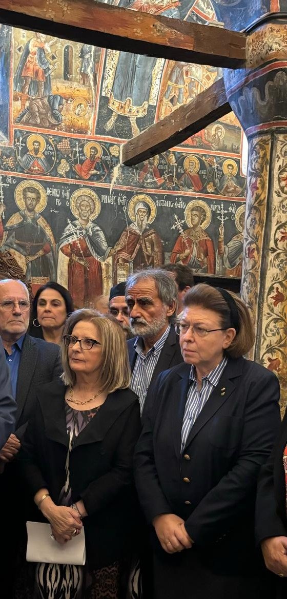Η Υπουργός Πολιτισμού Λίνα Μενδώνη με την προϊσταμένη της ΕΦΑ Τρικάλων Κρυσταλλία Μαντζανά