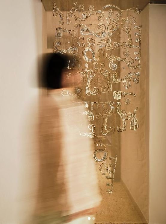 Φωτογραφία του Νίκου Καπλανίδη με δημιουργία της dosa στο Mouki Mou της Αθήνας