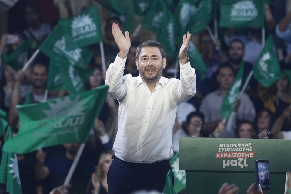 Ο Νίκος Ανδρουλάκης υπό τους ήχους του Μάνου Λοΐζου «Καλημέρα ήλιε» / Φωτογραφία: eurokinissi -ΔΗΜΗΤΡΟΠΟΥΛΟΣ ΣΩΤΗΡΗΣ