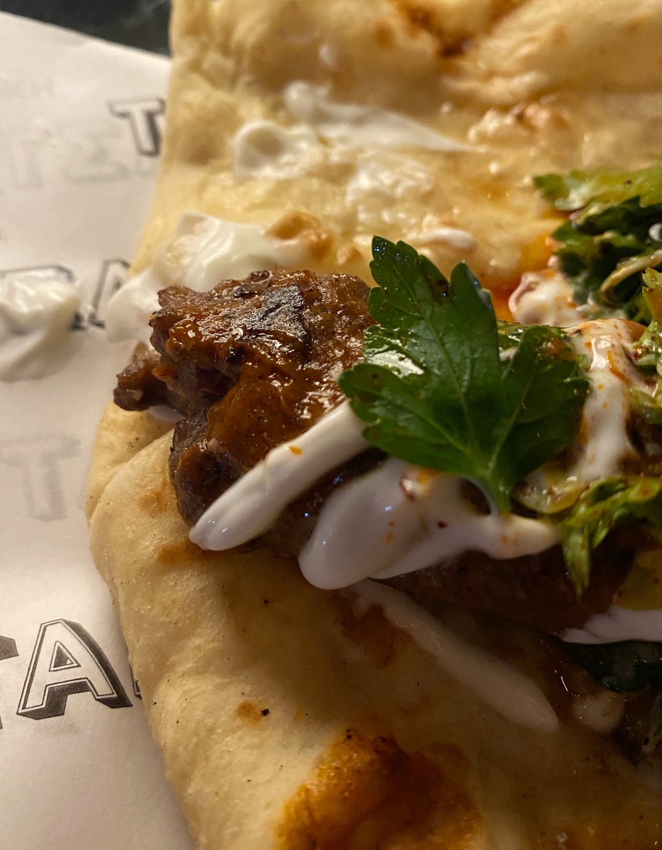 Το ζουμερό κεμπάπ / Φωτογραφία: Μάνος Λειβαδάρος/iefimerida 