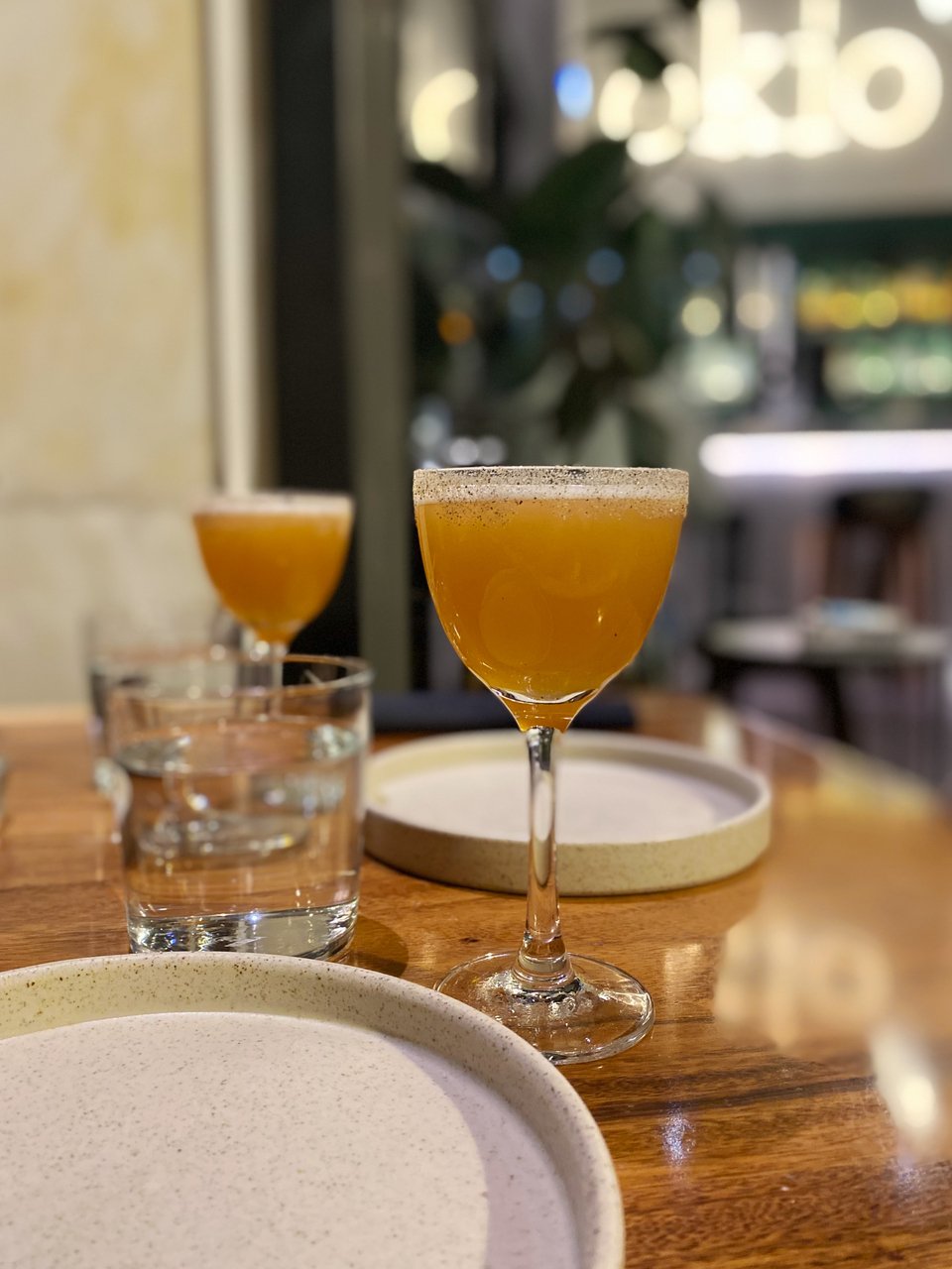 Οι μαργαρίτες με ξίδι Calamansi από την κάρτα με τα κοκτέιλ που επιμελείται ο ταλαντούχος Μιχαήλ-Άγγελος Ζεϊμπέκης / Φωτογραφία: Μάνος Λειβαδάρος/iefimerida