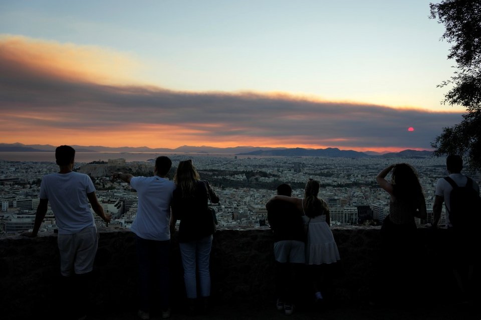 εικόνες από τον ουρανό στην Αττική