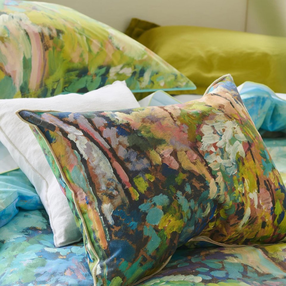 Παίξτε με τα χρώματα και τις αποχρώσεις που οδηγούν σε αρμονία πριν μπείτε στο παιχνίδι των μεγάλων αντιθέσεων / Φωτογραφία: Courtesy of Designers Guild / @designersguild/Instagram