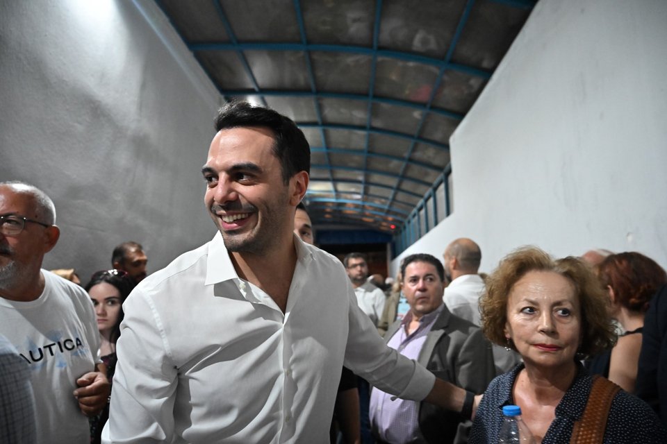 Ο Μανώλης Χριστοδουλάκης πριν την ομιλία Δούκα / Φωτογραφία: Eurokinissi / Φωτογραφία: Eurokinissi - ΚΩΣΤΑΣ ΤΖΟΥΜΑΣ