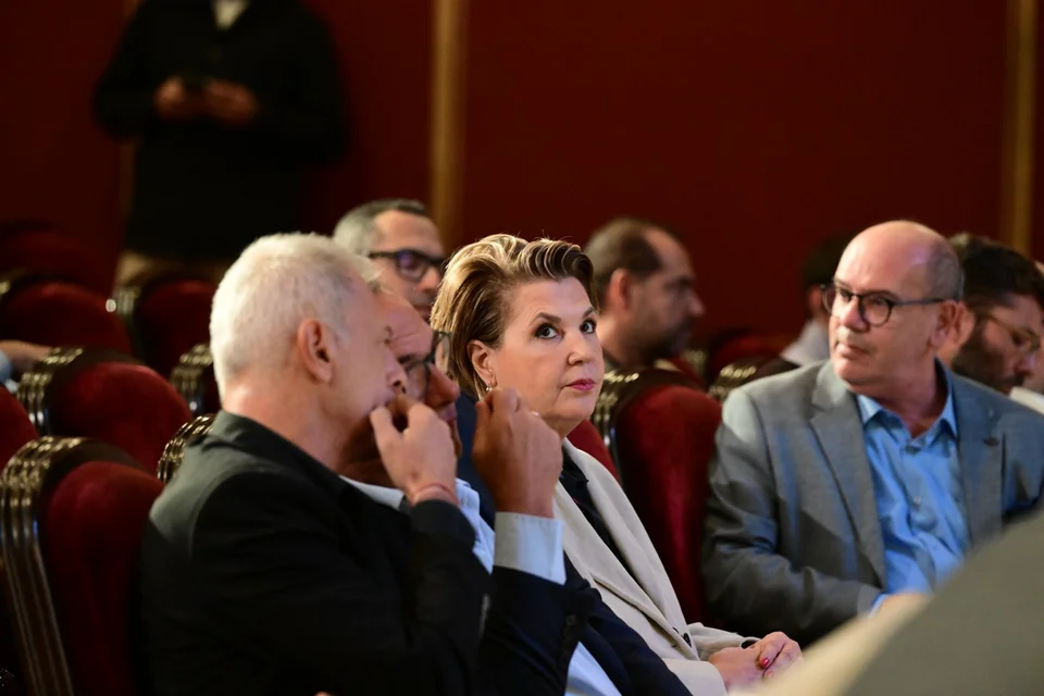 ekdilosi tsipra ena%20%285%29%20%28Custom%29.jpg