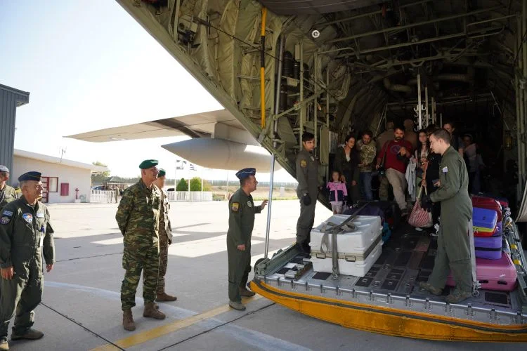 Μέλη της ελληνικής αποστολής στον Λίβανο
