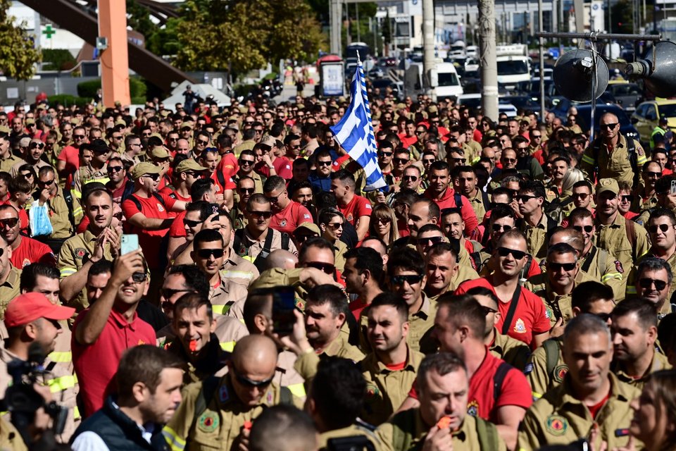 Εποχικοί πυροσβέστες