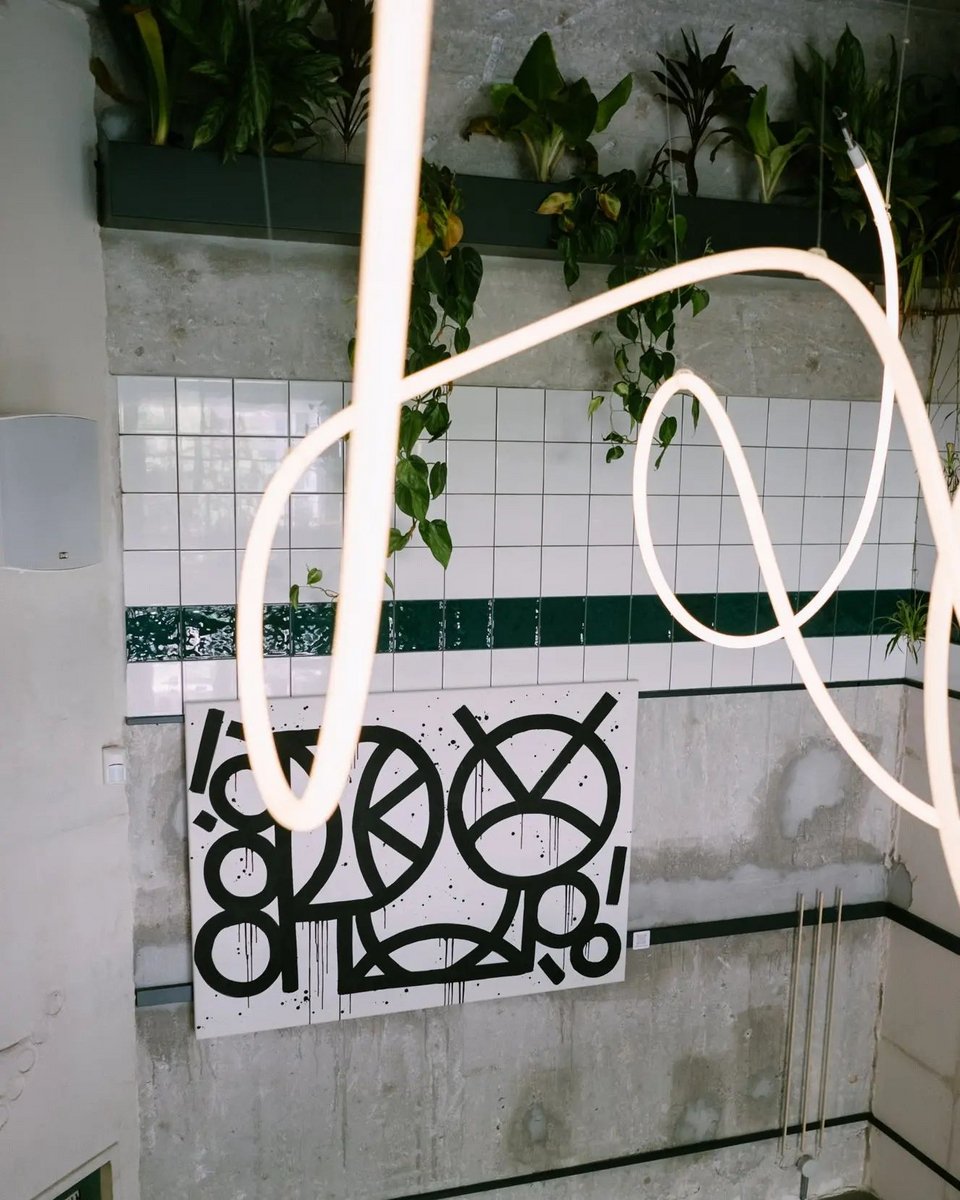 O χώρος του νέου μπαρ «Φελλός» / Φωτογραφία: fellos.athens/Instagram