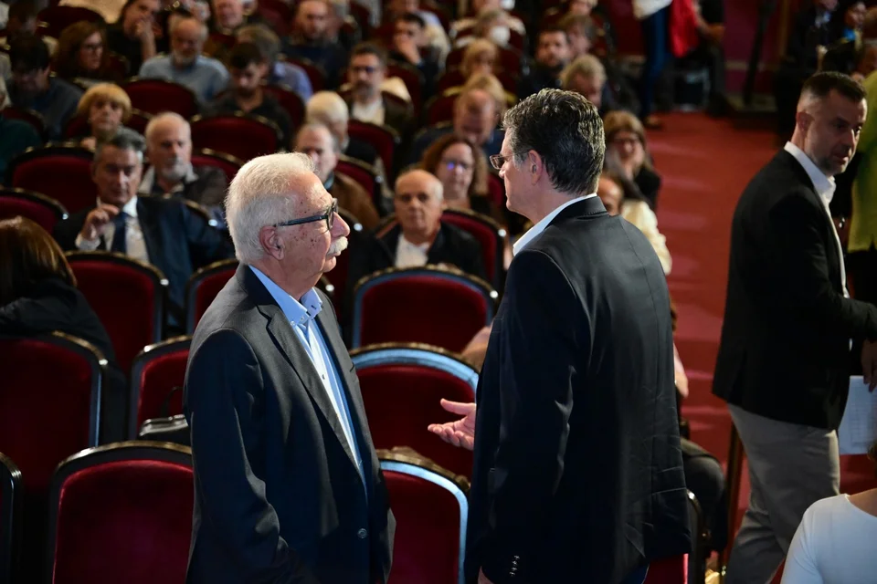 gabroglou syriza%20%28Custom%29.jpg