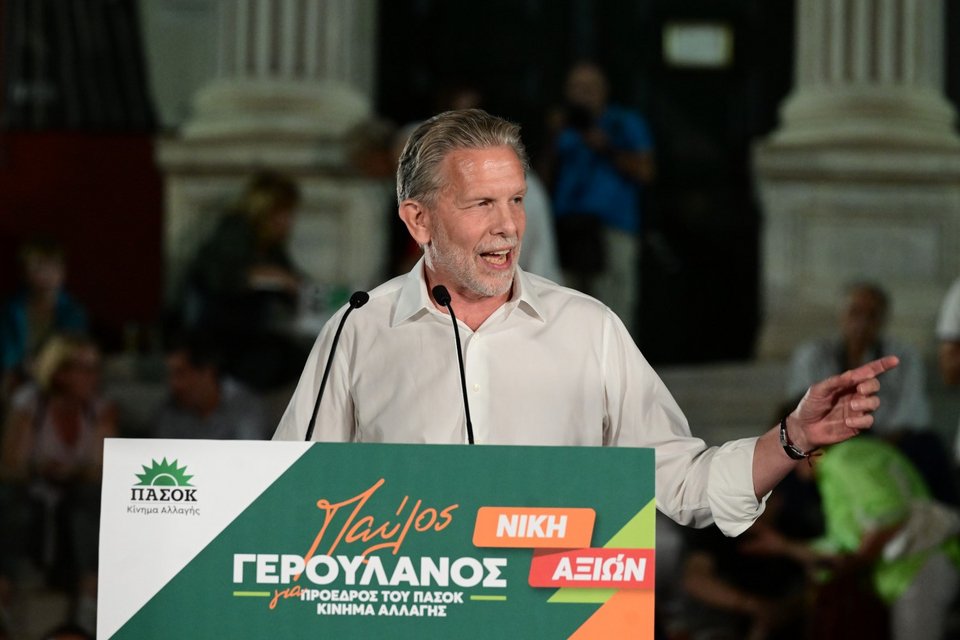 Ο Παύλος Γερουλάνος στην κεντρική προεκλογική του ομιλία