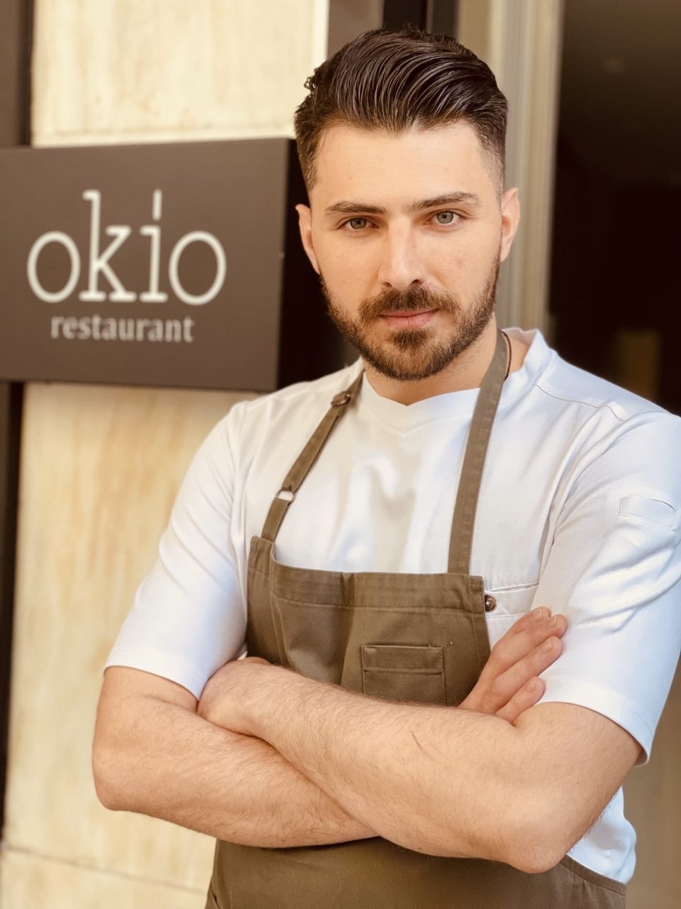 O Γιώργος Τσόλκας, head chef του Okio