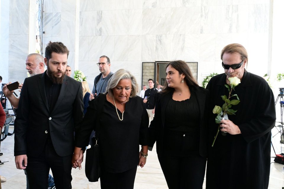 Λουκίλα Καρρέρ-Ελεάννα Πλέσσα-Στέφανος Κορκολής