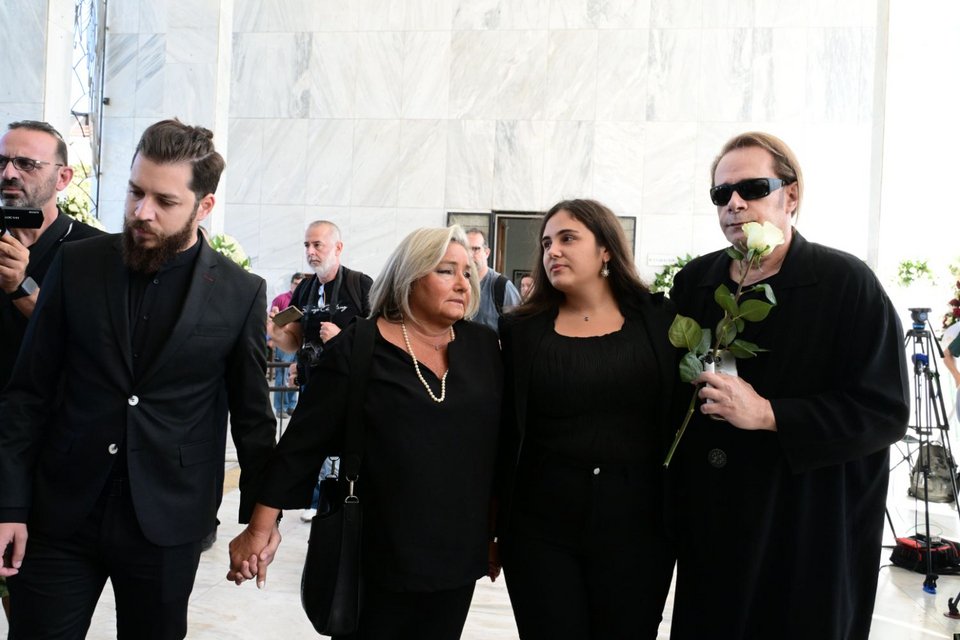 Λουκίλα Καρρέρ-Ελεάννα Πλέσσα-Στέφανος Κορκολής