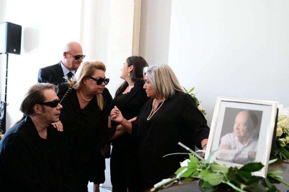 Λουκίλα Καρρέρ-Ελεάννα Πλέσσα-Στέφανος Κορκολής