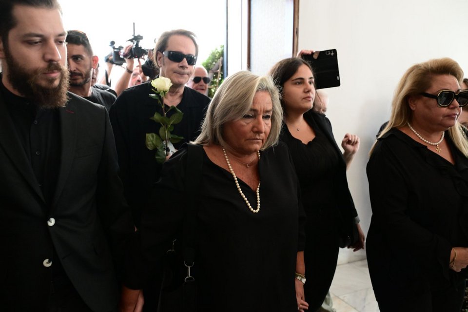 Λουκίλα Καρρέρ-Ελεάννα Πλέσσα-Στέφανος Κορκολής