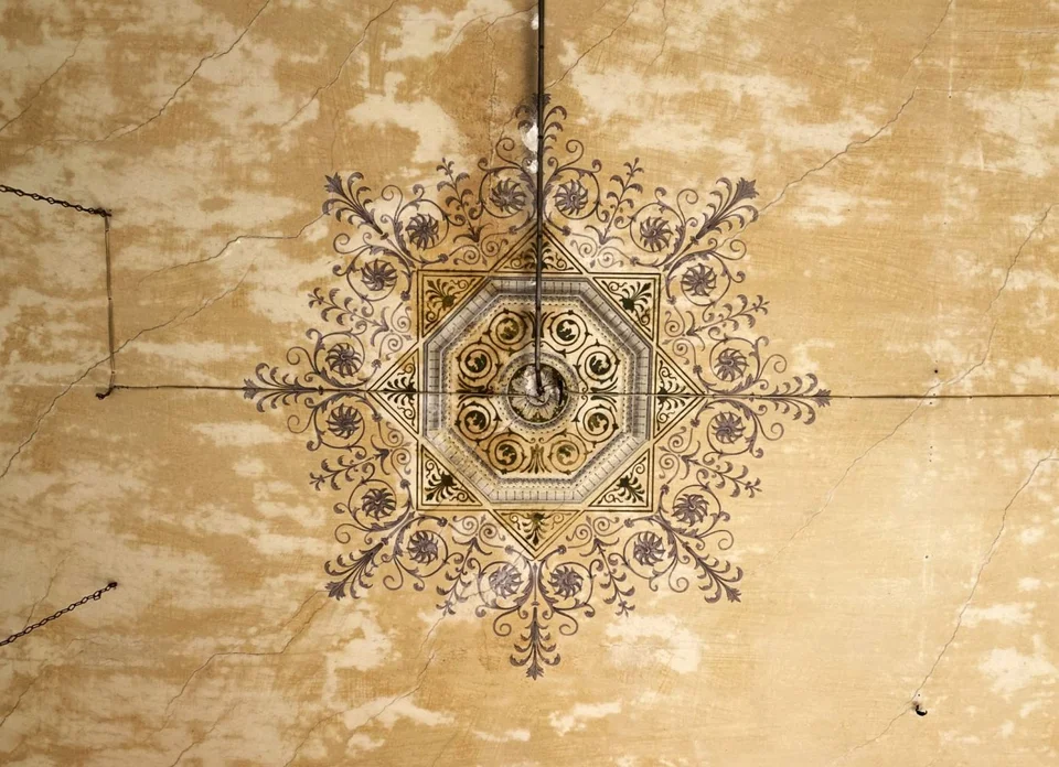 Οι συμμετέχοντες καλλιτέχνες συνομιλούν με έννοιες του χωροχρόνου 