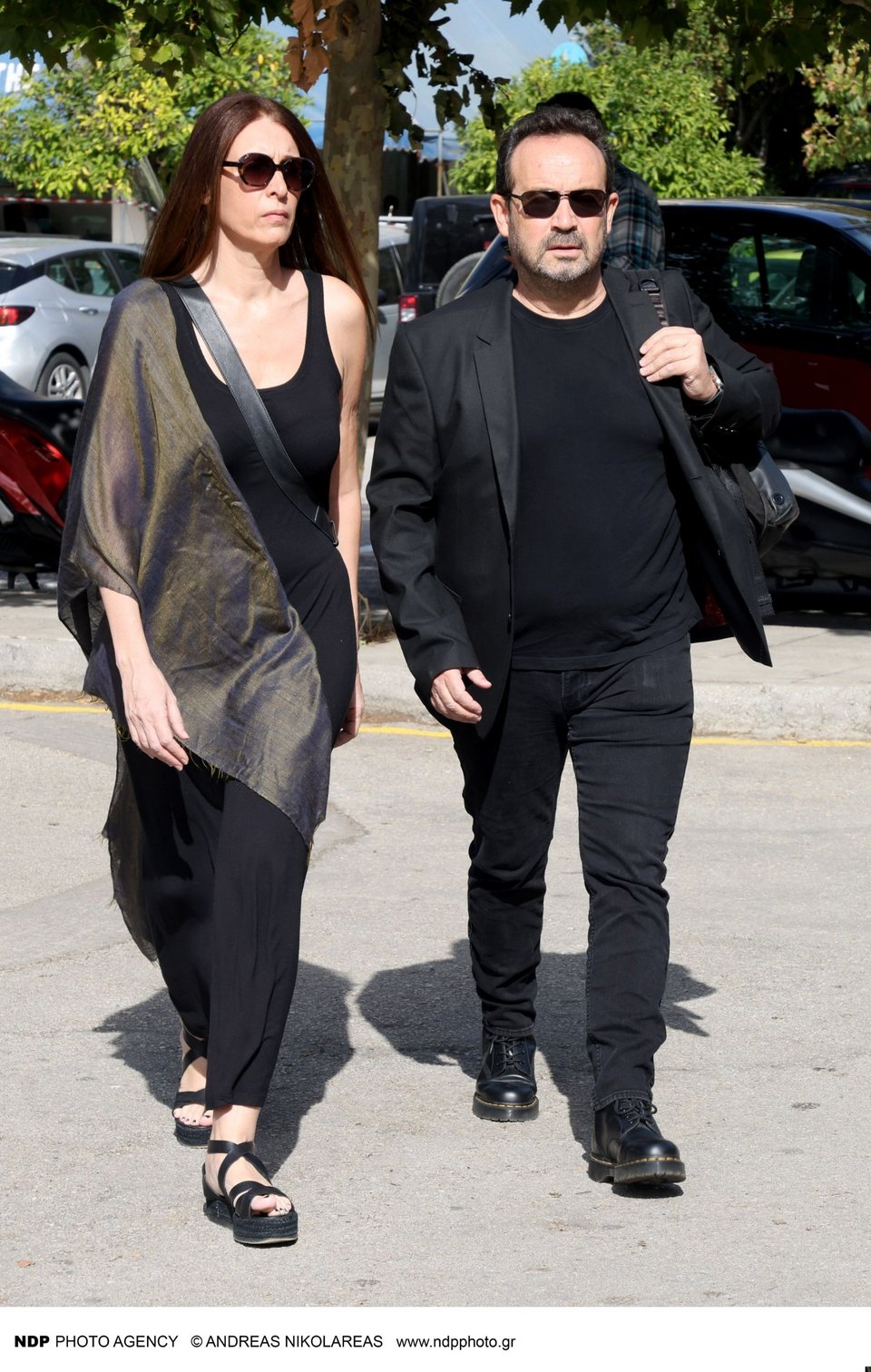 Κώστας Μακεδόνας με την σύζυγό του, Σταυρούλα