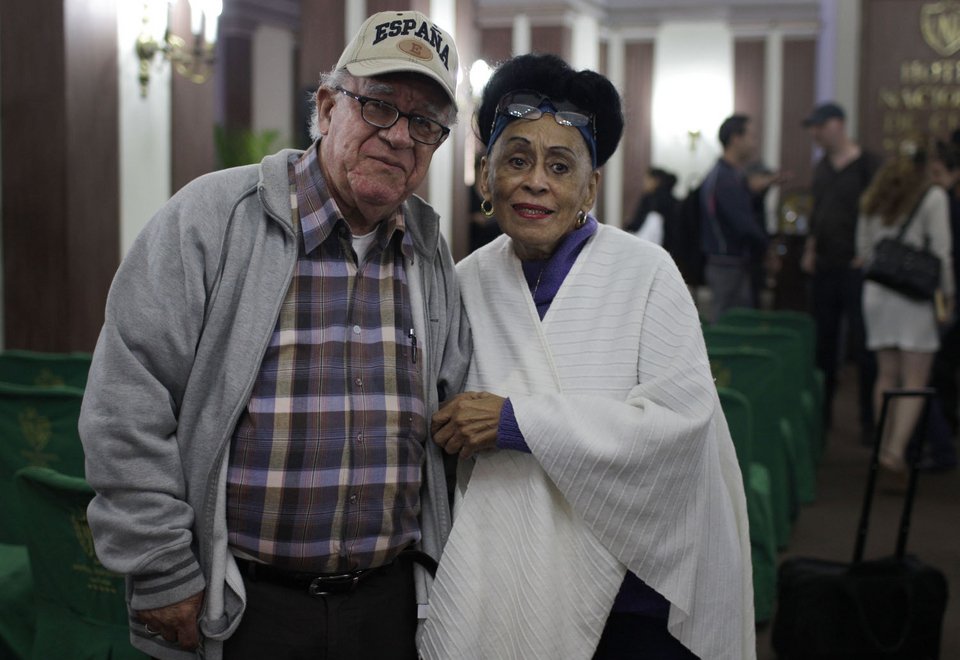 «Ευχαριστώ για όλα αγαπητέ φίλε» ήταν η αντίδραση της ντίβας του συγκροτήματος Buena Vista Social Club, της Ομάρας Πορτουόντο