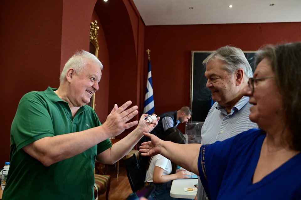 Χρήστος Πρωτόπαπας και Ευάγγελος Βενιζέλος / Φωτογραφία: ΤΑΤΙΑΝΑ ΜΠΟΛΑΡΗ/EUROKINISSI