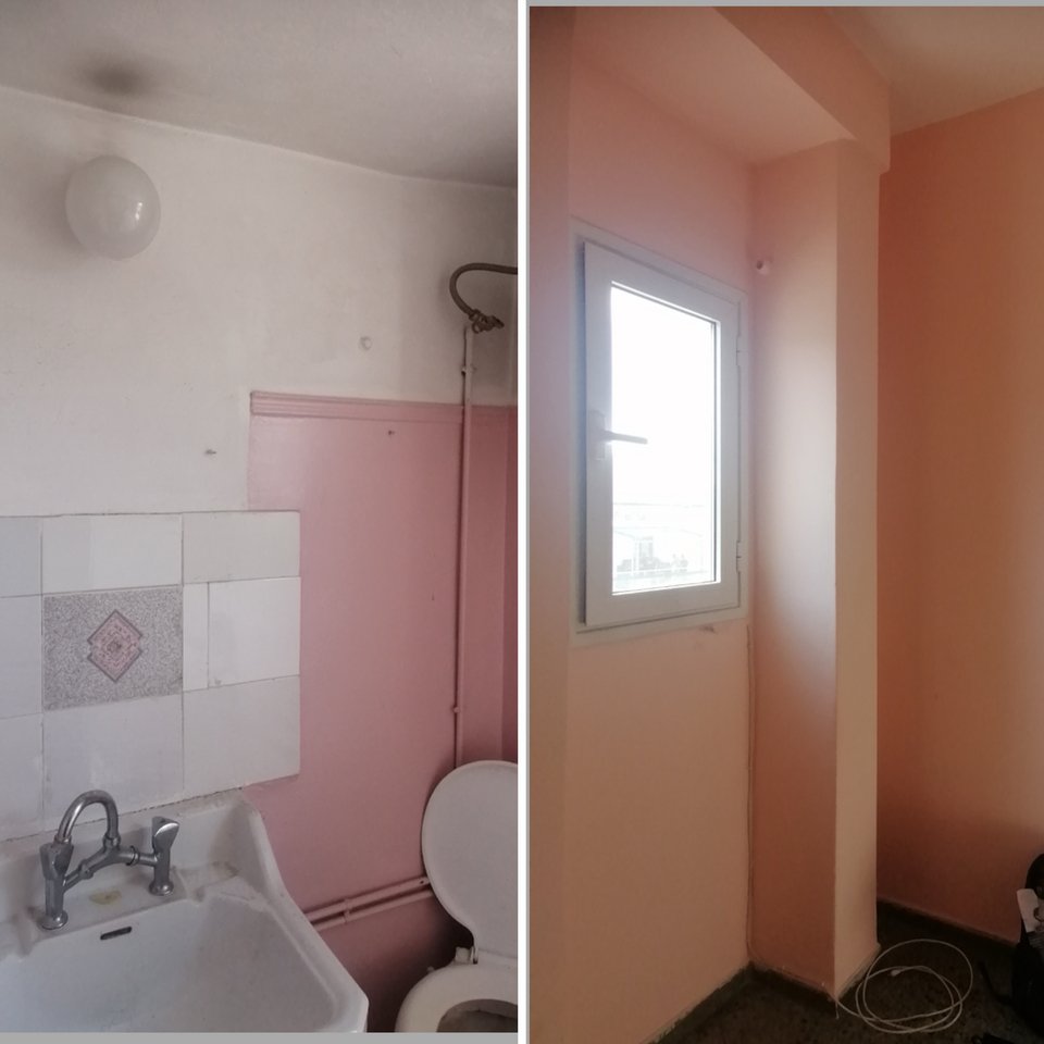 To μπάνιο πριν την ανακαίνιση, δεξιά η αποθήκη που έγινε κουζίνα