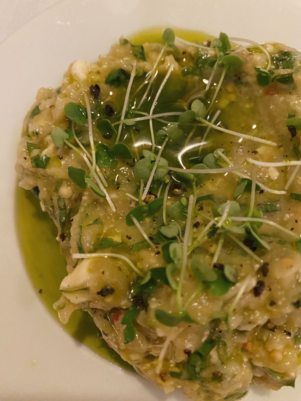 Καπνιστή μελιτζανοσαλάτα με φέτα / Φωτογραφία: Μάνος Λειβαδάρος/iefimerida