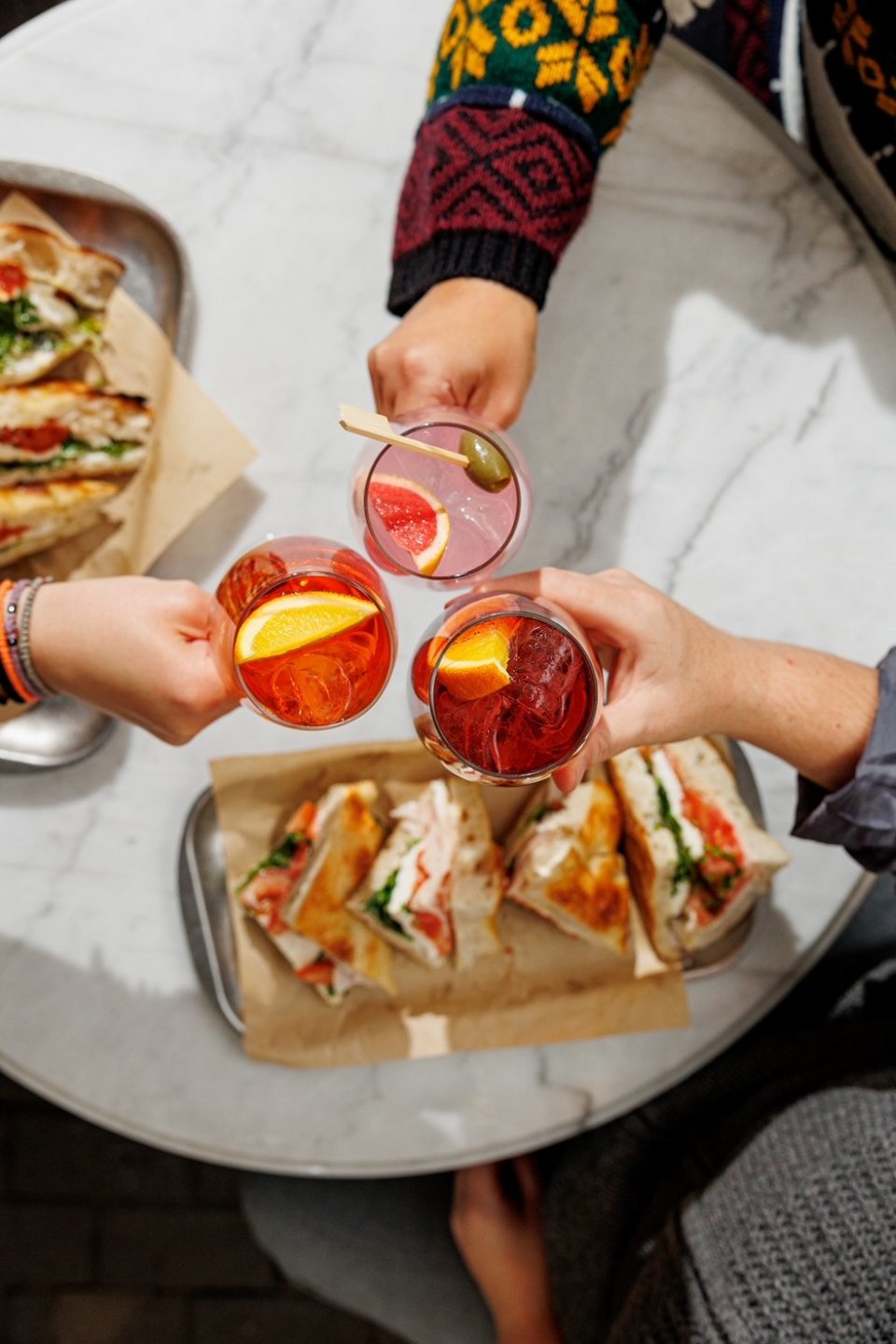 Aperitivo time στο Zyme Zymospritzeria