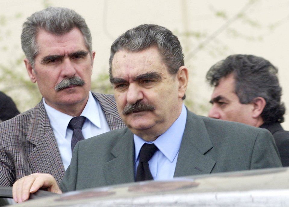 O Βαρδής Βαρδινογιάννης στη δίκη της «17 Νοέμβρη»