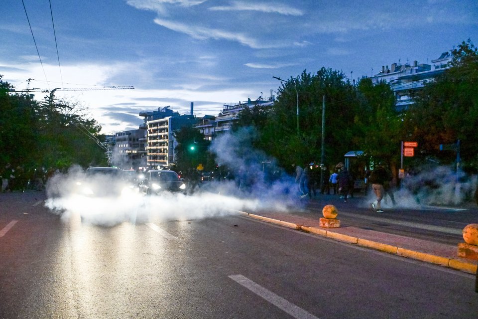 Ένταση και μικροεπεισόδια μετά την απόφαση προφυλάκισης του Νίκου Ρωμανού / Φωτογραφία: Eurokinissi