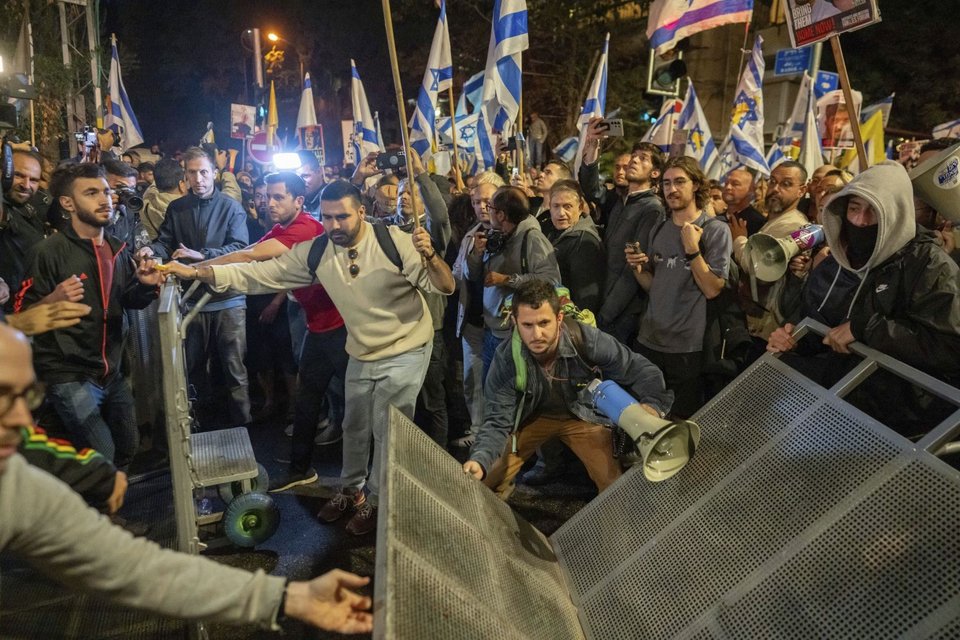Ο πρωθυπουργός «δεν κάνει τίποτα για να διατηρήσει την ειρήνη για εμάς, για τους Παλαιστίνιους»