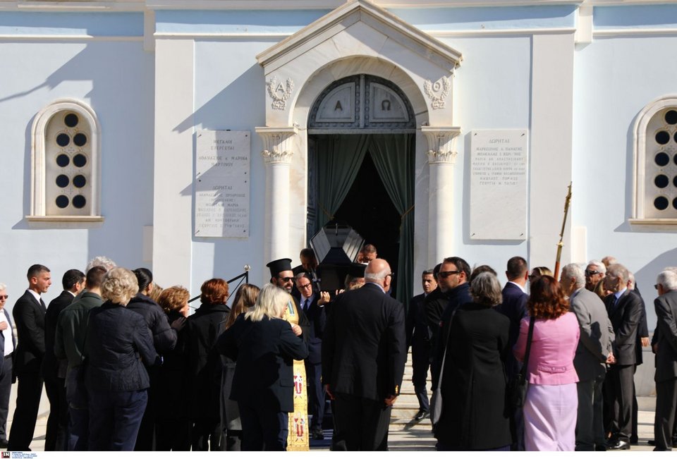 Κηδεία Θανάση Βαλτινού